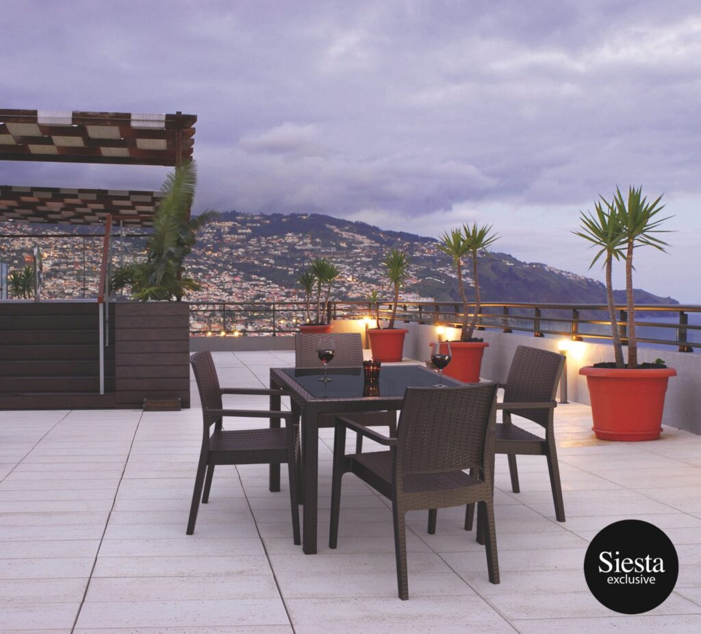 Bali Table/ Ibiza Armchair 4 Seat Package – White image