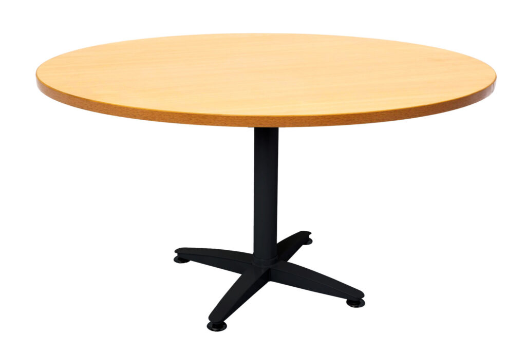 4 Star Round Table (900W x 730H x 900D) image
