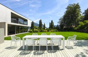 Vegas XL Table/Air XL Armchair 8 Seat Package – White